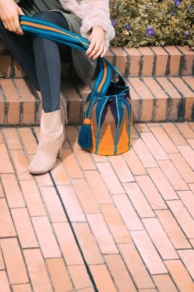 SUSU Blaze Crossbody Mochila
